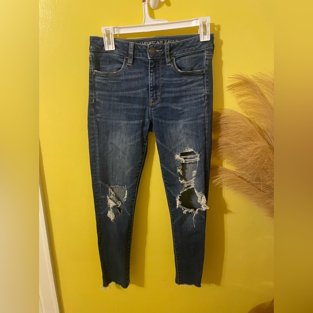 ☀️American Eagle Outfitters Women's Ripped Dark Blue Skinny Jeans